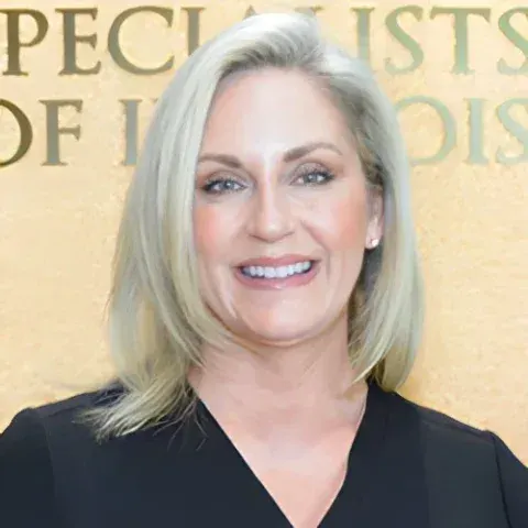Kelly Mendicino - Cosmetic Coordinator at DSI Hair