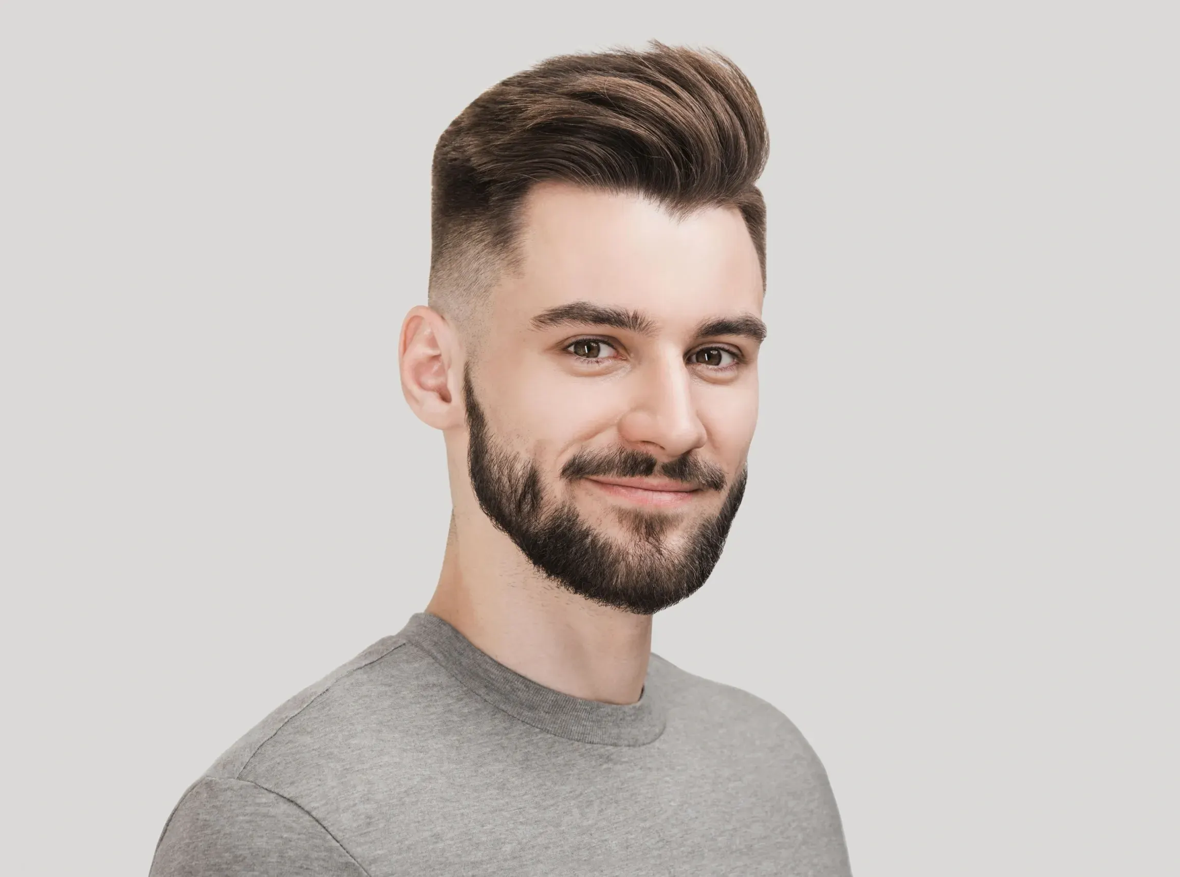 Why Choose DSI Hair for <span>Men's Hair Loss</span> Treatment